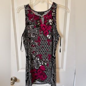 White House black market, colorful tunic